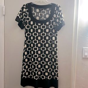TIANA B. black and white short sleeve dress size S